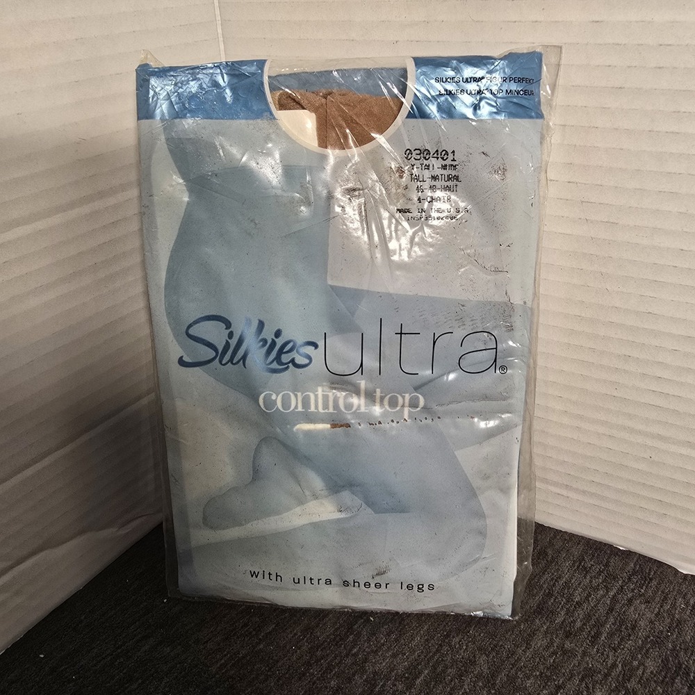 Silkies Womens Ultra Control Top Nylons PantyHose Nude 030401 Size X-Tall NEW